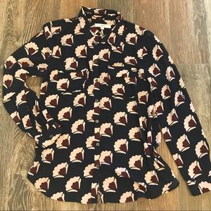 Ann Taylor LOFT navy pattern long sleeve blouse